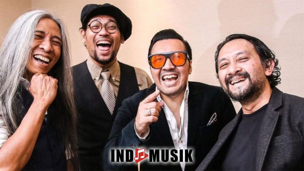 Band Naif: Dari Tahun 90 an hingga Menjadi Ikon Musik Pop
