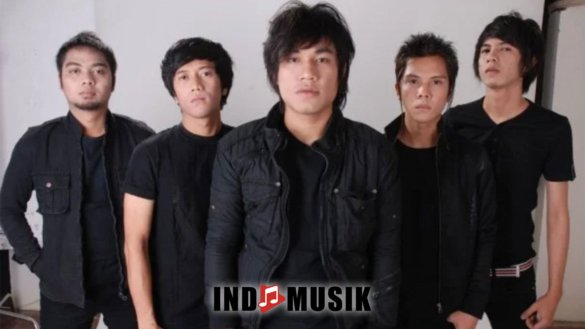 Armada: Kisah Awal, Kesuksesan, dan Pengaruh di Dunia Musik